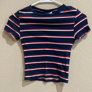 h&m navy whit and red striped crop top
